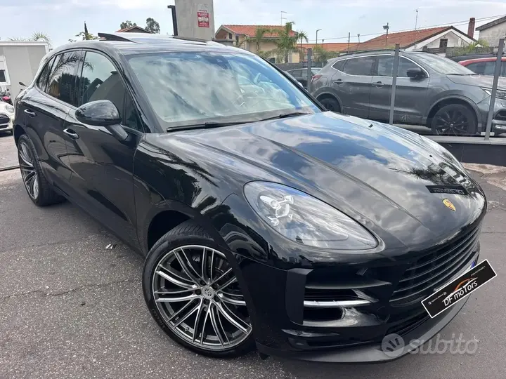 Porsche Macan 2021 photo 2