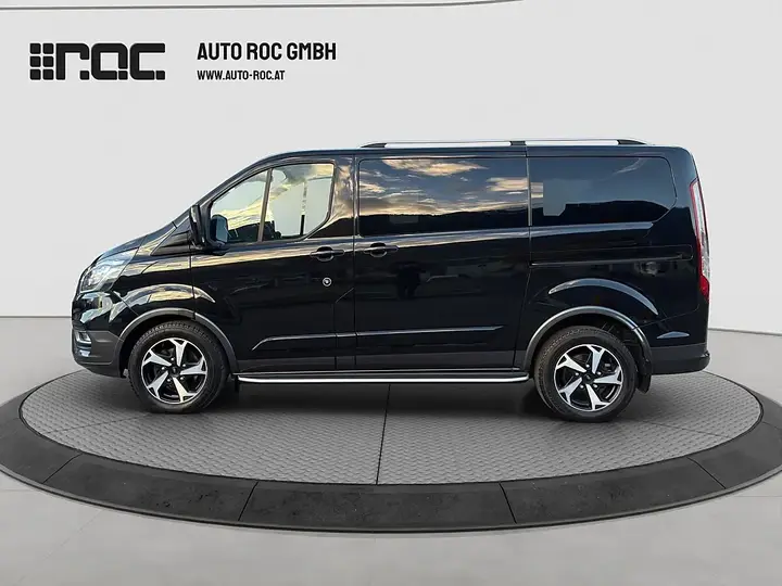 Ford Tourneo Custom 2021 photo 2