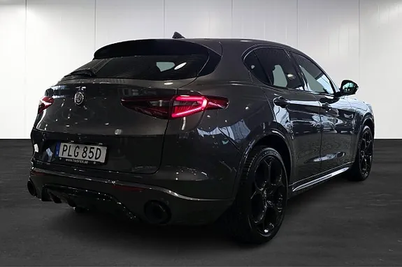 Alfa Romeo Stelvio 2022 photo 3