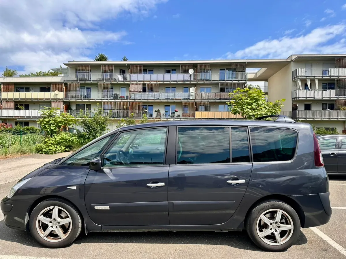 Renault Grand Espace 2011 photo 3