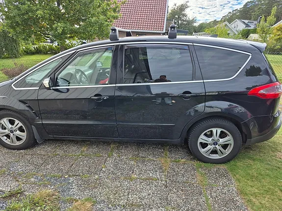 Ford S-Max 2014 photo 4