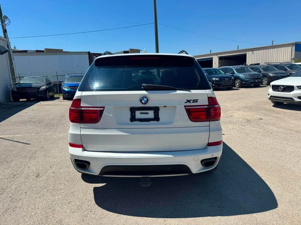 BMW X5 2011 photo 4
