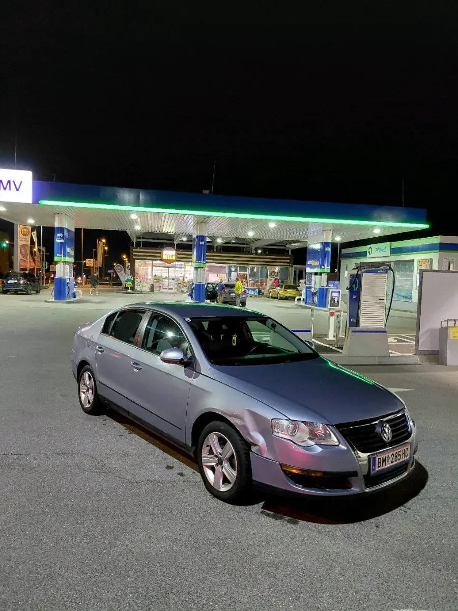 Volkswagen Passat 2005 photo 3
