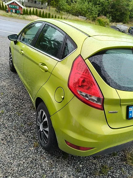 Ford Fiesta 2012 photo 4