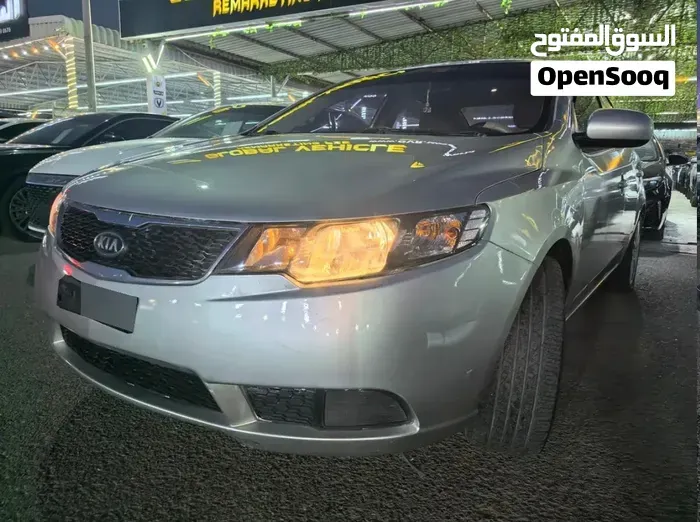 Kia Cerato 2012 photo 2