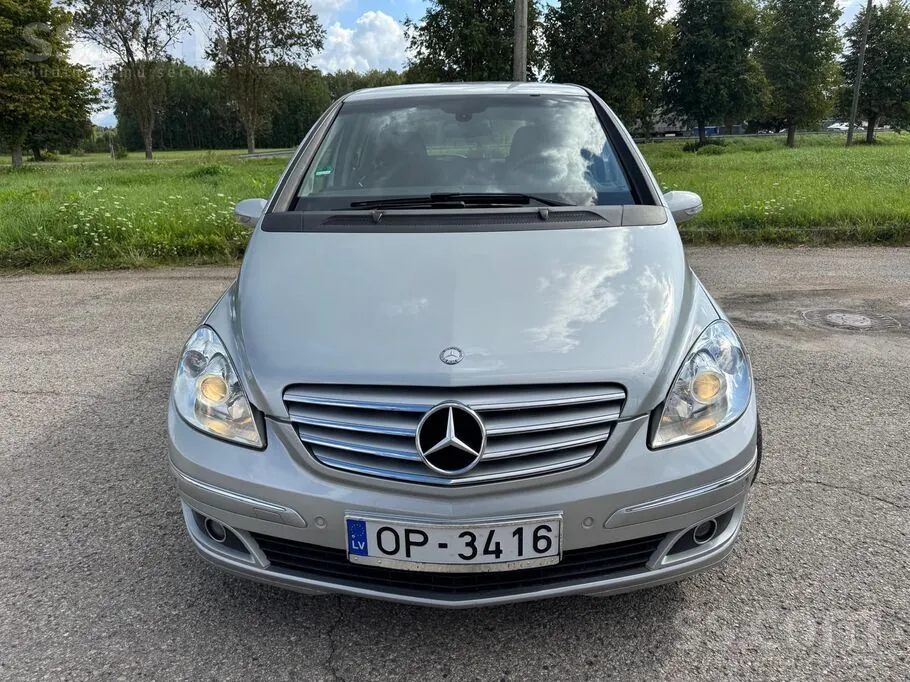 Mercedes-Benz B180 2006 photo 2