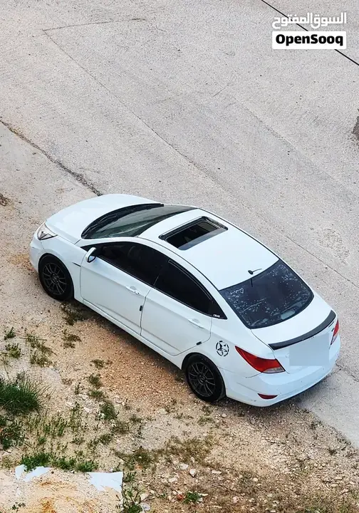 Hyundai Accent 2013 photo 3