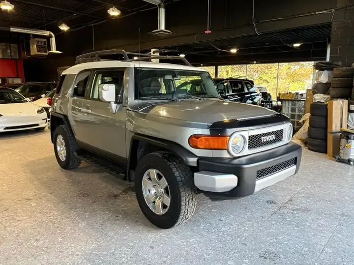 Toyota Fj Cruiser 2010 photo 2