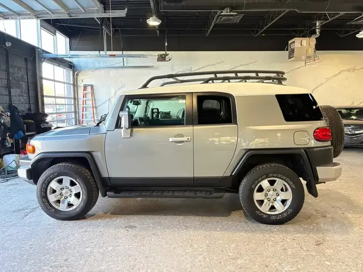 Toyota Fj Cruiser 2010 photo 4