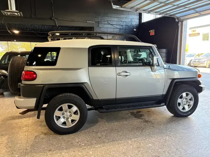 Toyota Fj Cruiser 2010 photo 5