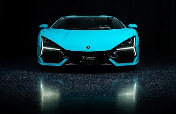Lamborghini Revuelto 2026 photo 2