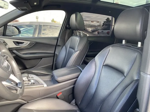 Audi Q7 2018 photo 2