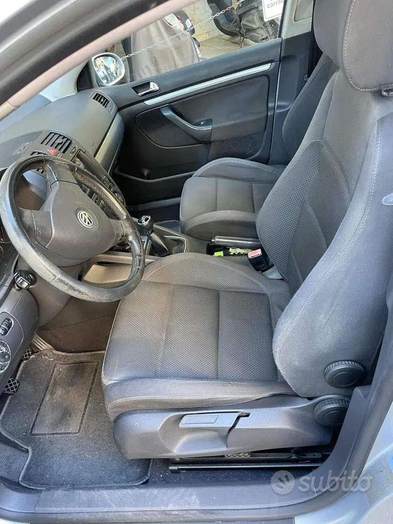 Volkswagen Golf 2005 photo 5
