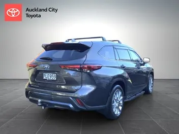 Toyota Highlander 2022 photo 4