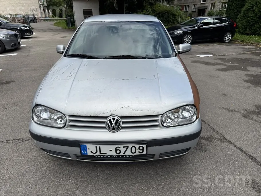 Volkswagen Golf 1998 photo 2