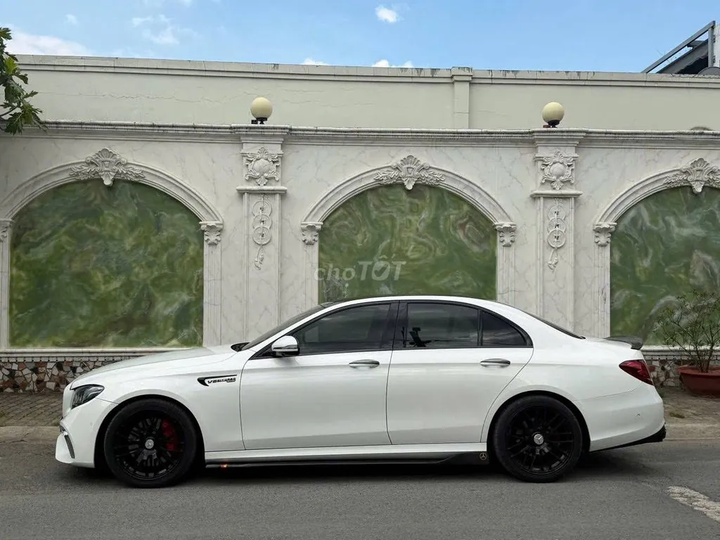 Mercedes-Benz E-Class 2016 photo 3