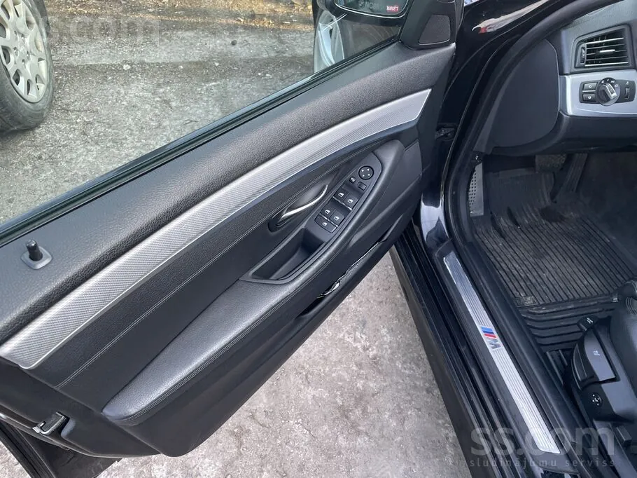 BMW 530 2011 photo 5