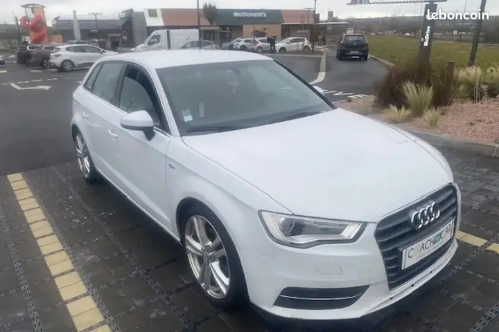 Audi A3 2014 photo 2