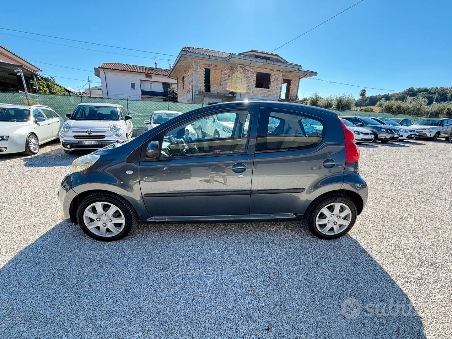 Peugeot 107 2008 photo 3