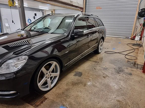 Mercedes-Benz E250 2011 photo 3