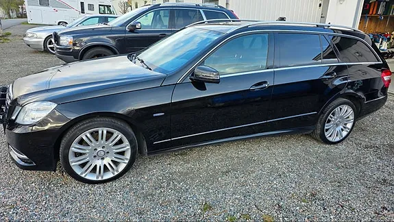 Mercedes-Benz E250 2011 photo 4