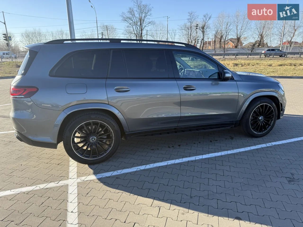 Mercedes-Benz Gls-Class 2020 photo 4