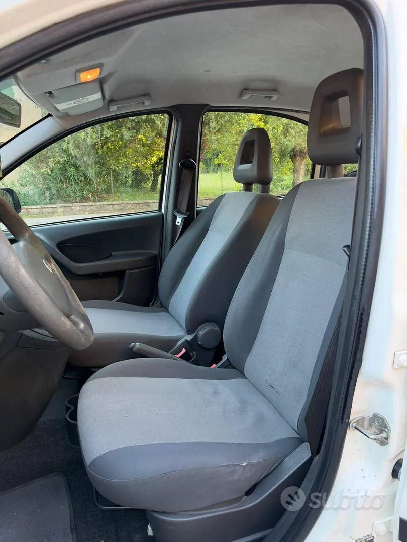 Fiat Panda 2012 photo 5