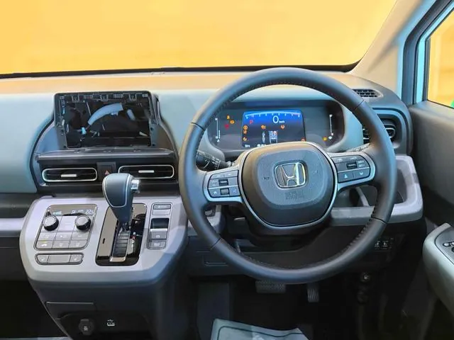 Honda Freed 2023 photo 4