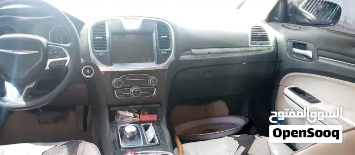 Chrysler 300 2016 photo 2