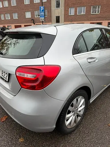Mercedes-Benz A 180 2013 photo 4