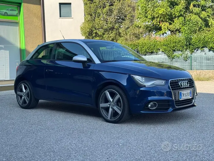 Audi A1 2012 photo 3