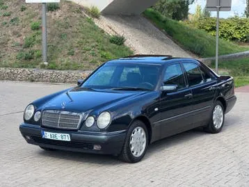 Mercedes-Benz E-Class 1996 photo 3