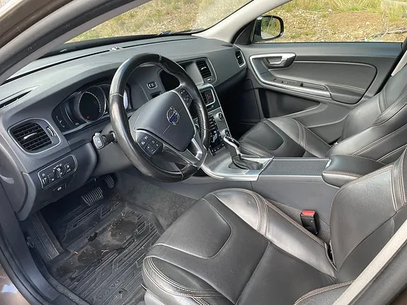 Volvo V60 Cross Country 2017 photo 3