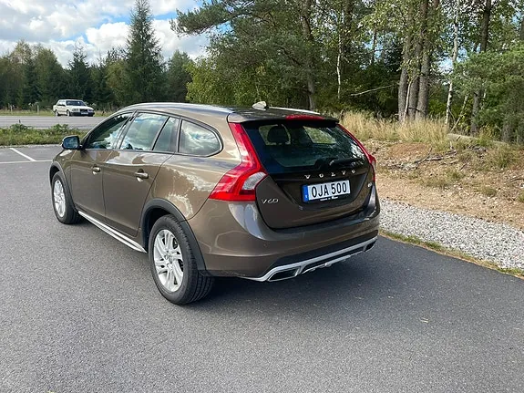 Volvo V60 Cross Country 2017 photo 4