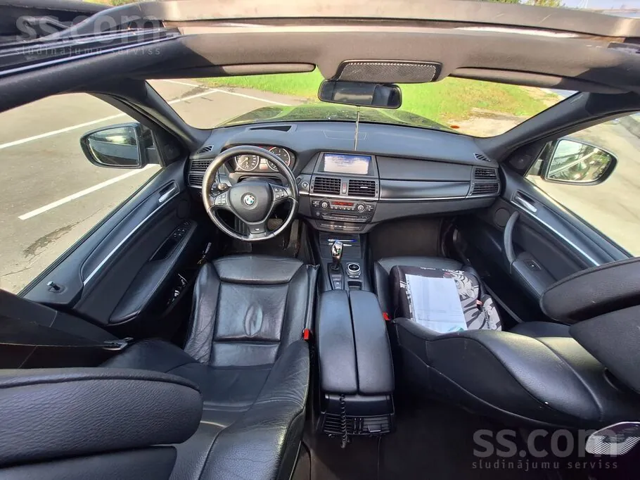BMW X5 2010 photo 3