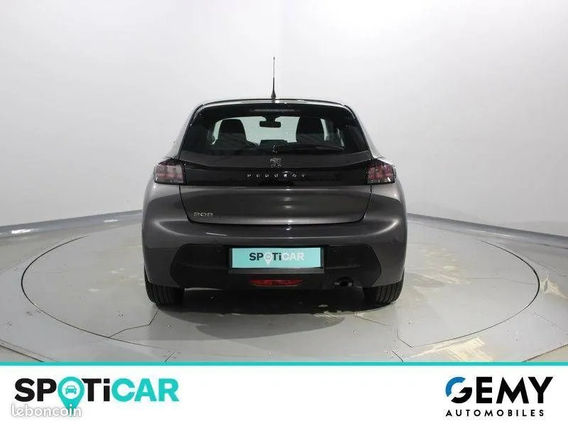 Peugeot 208 2020 photo 2