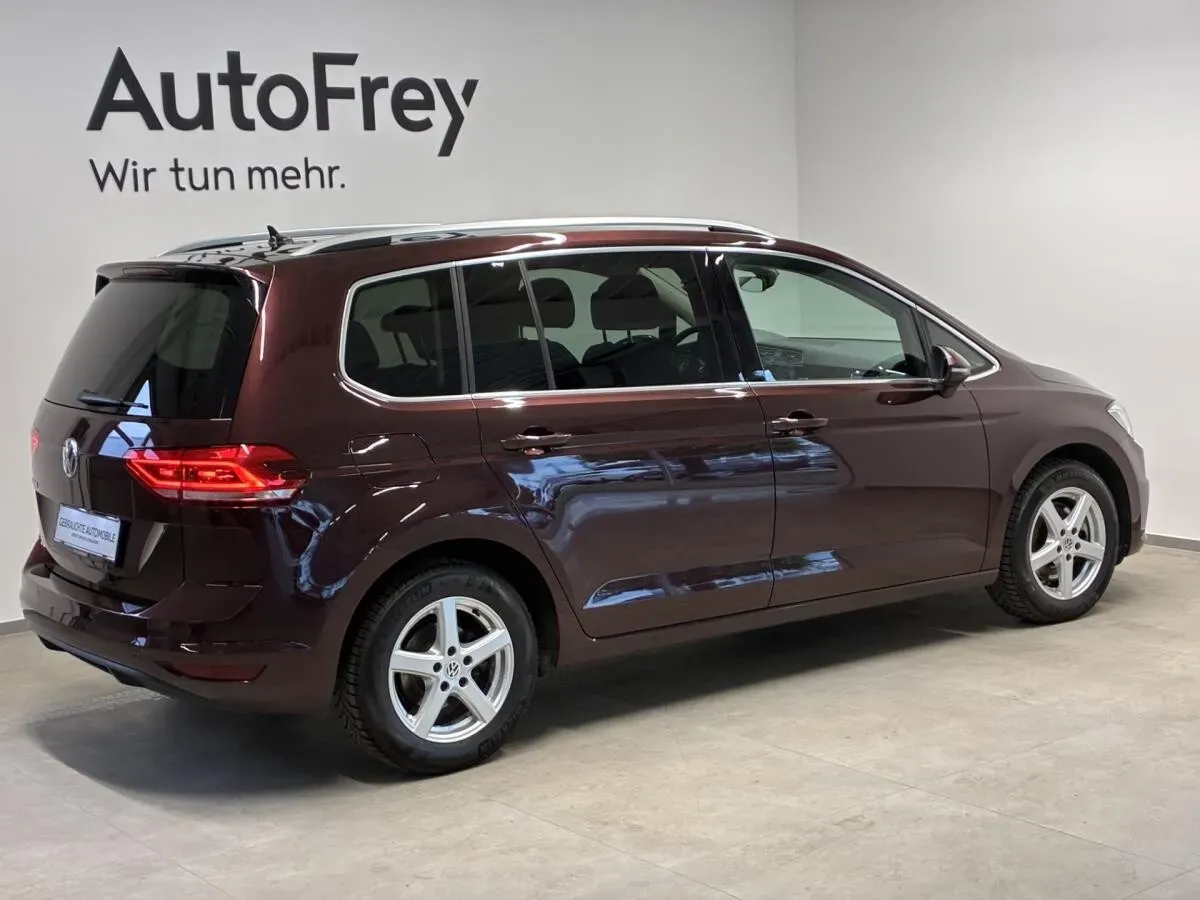 Volkswagen Touran 2019 photo 3