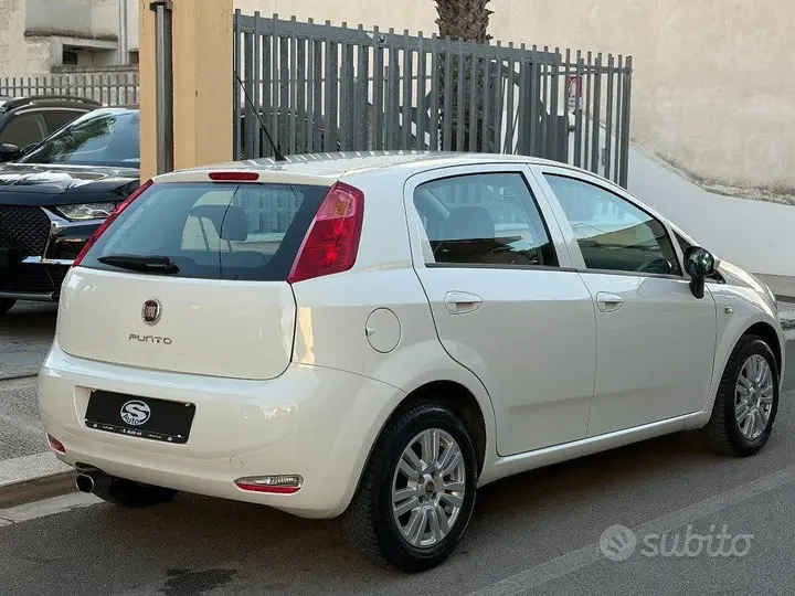 Fiat Punto 2017 photo 3