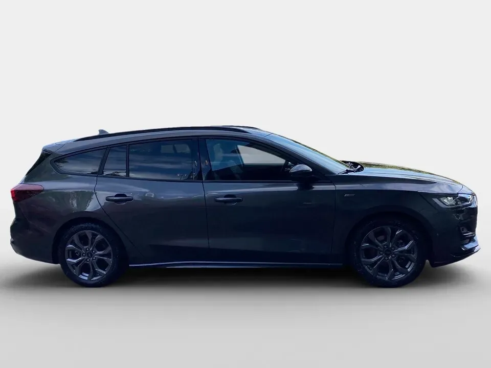 Ford Focus 2024 photo 3