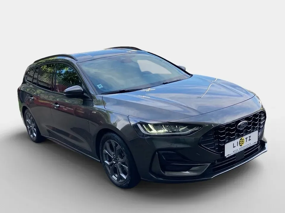 Ford Focus 2024 photo 2