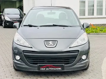 Peugeot 207 2011 photo 3