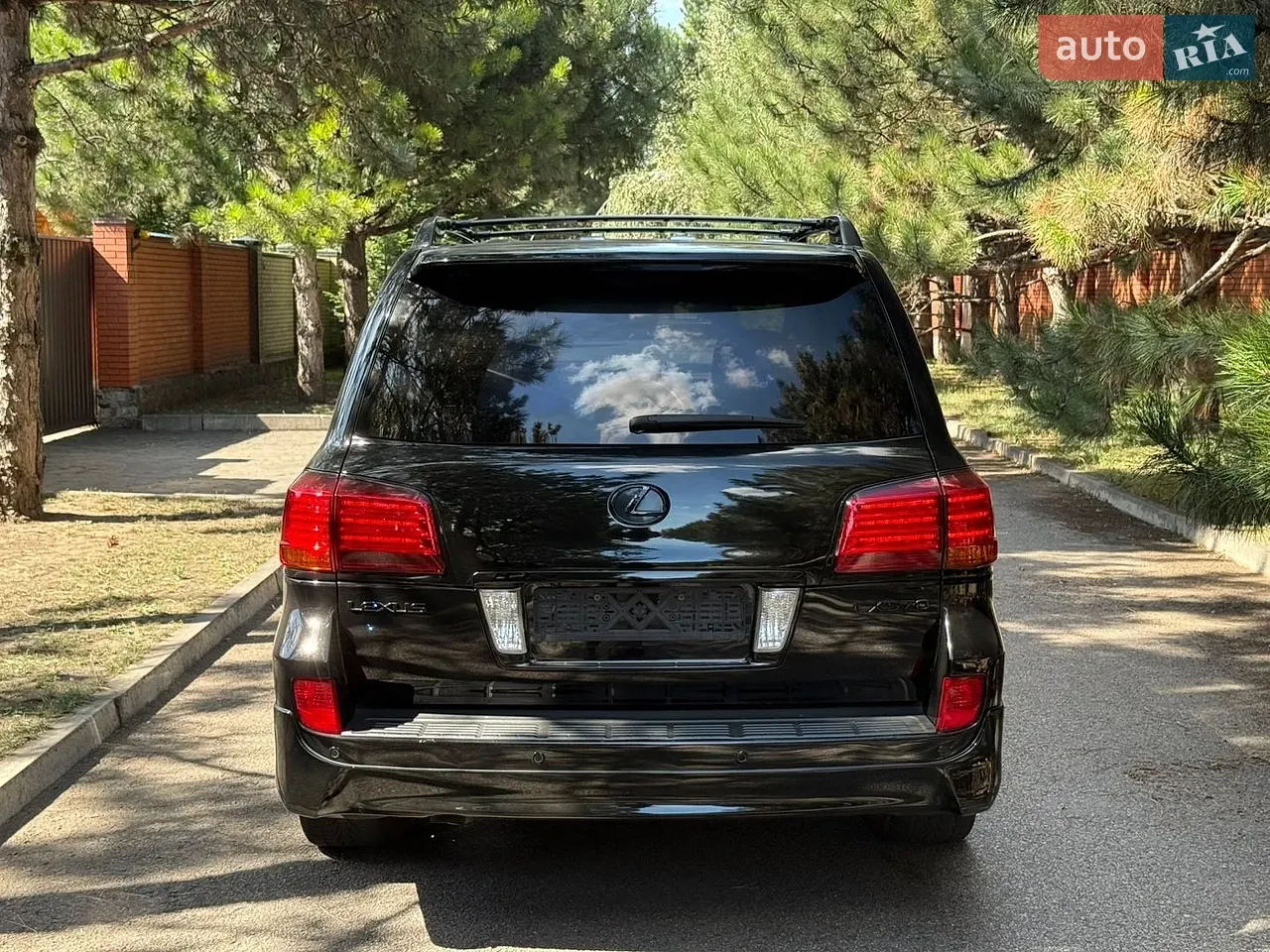 Lexus Lx 2010 photo 5