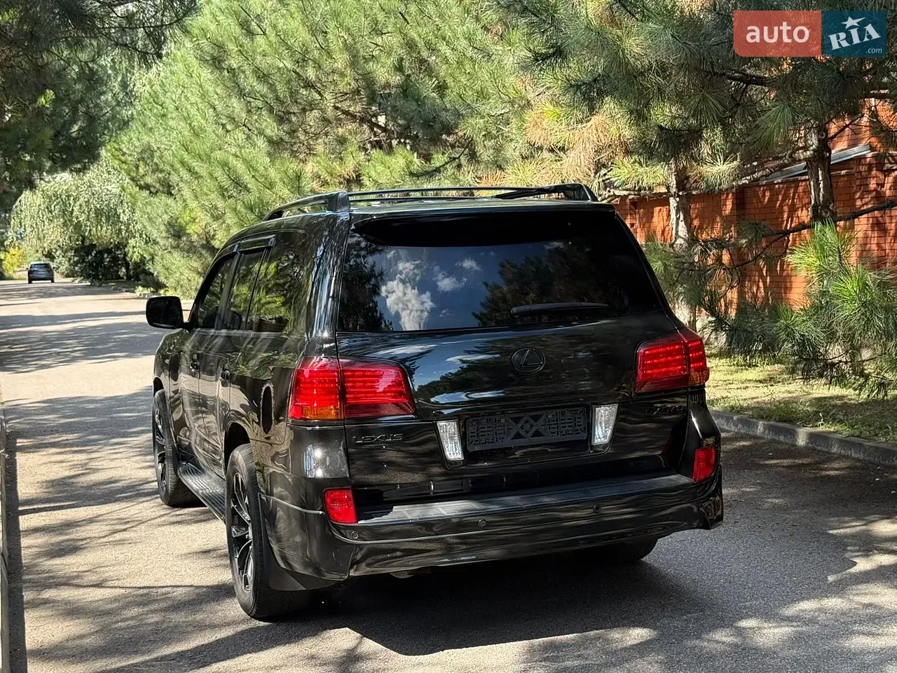 Lexus Lx 2010 photo 4