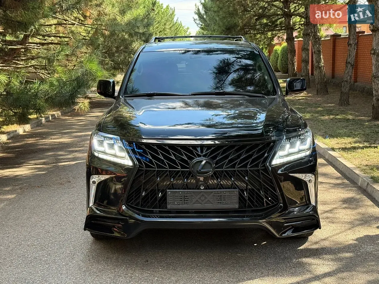 Lexus Lx 2010 photo 3