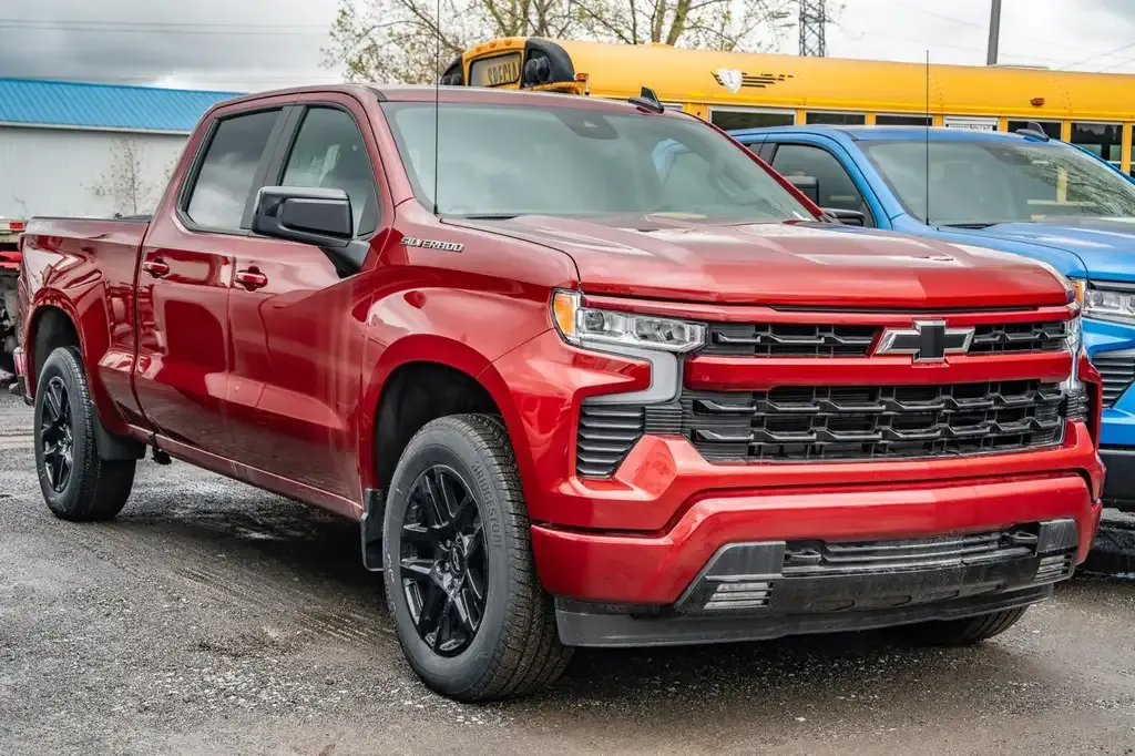 Chevrolet Silverado 1500 2026 photo 3