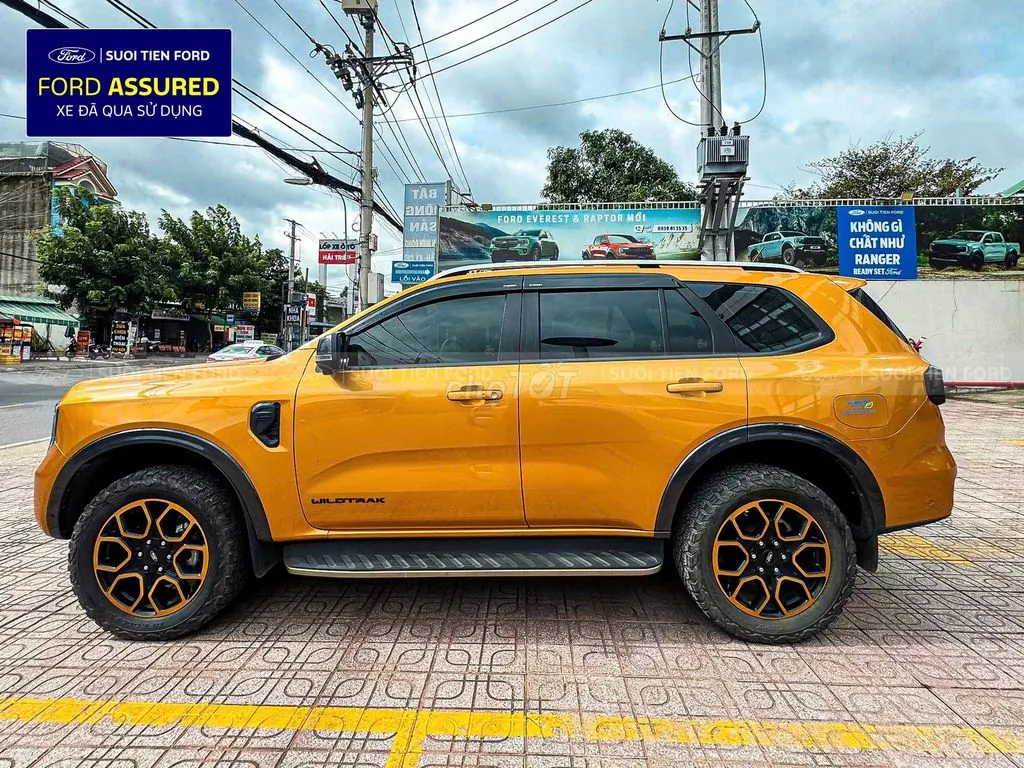 Ford Everest 2023 photo 2