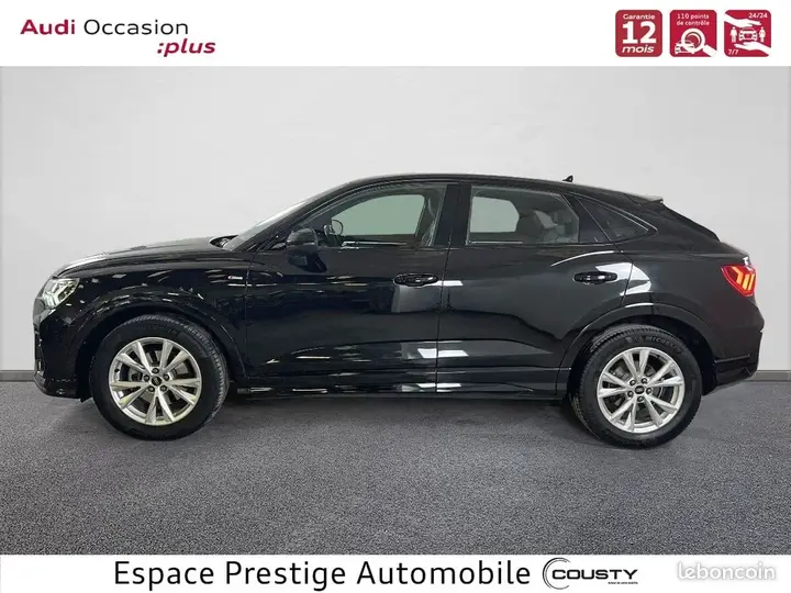 Audi Q3 2022 photo 2