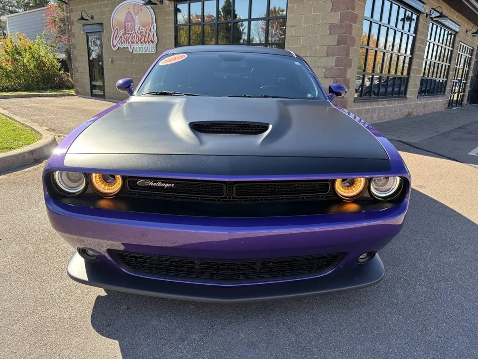 Dodge Challenger 2018 photo 2