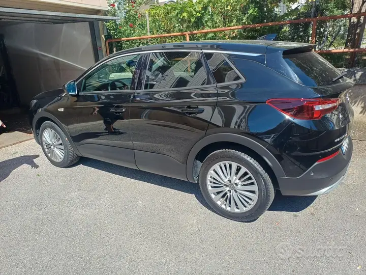 Opel Grandland X 2019 photo 3