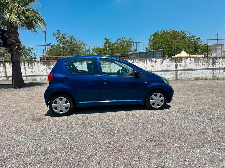 Toyota Aygo 2008 photo 3